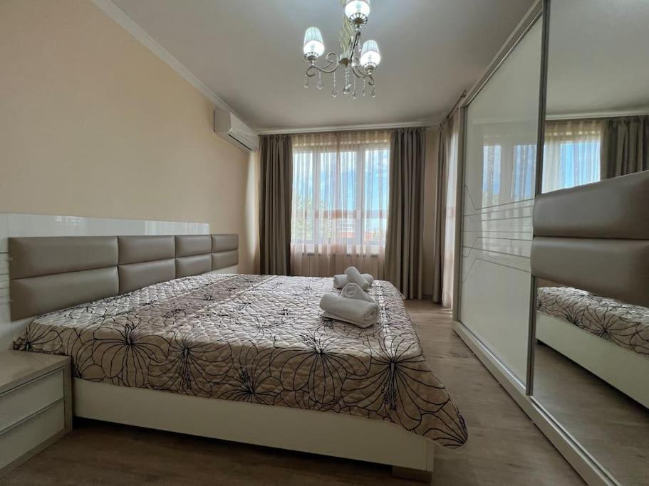 Cozy Apartment - Free Parking Plovdiv Ngoại thất bức ảnh